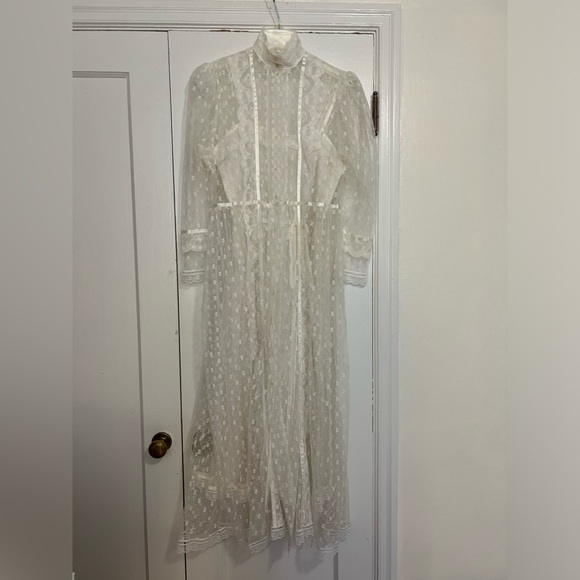 Vintage Gunne Sax 2 piece dress / lace slip and lace peignoir set - Picture 3 of 16